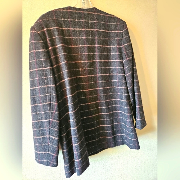 Grey Wool Blazer with Rose/Purple Plaid Size 12. 80's by Boston Traveler - Picture 5 of 7